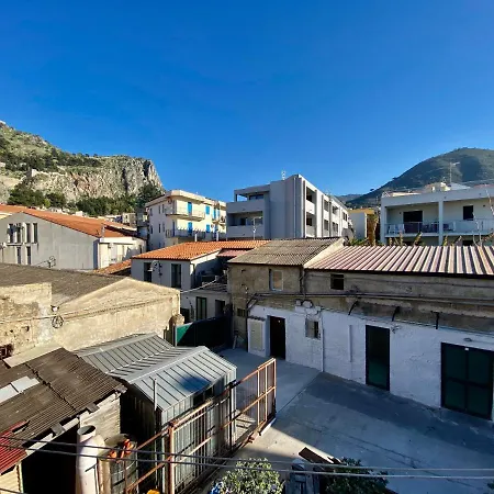 Apartament Steba 1 *